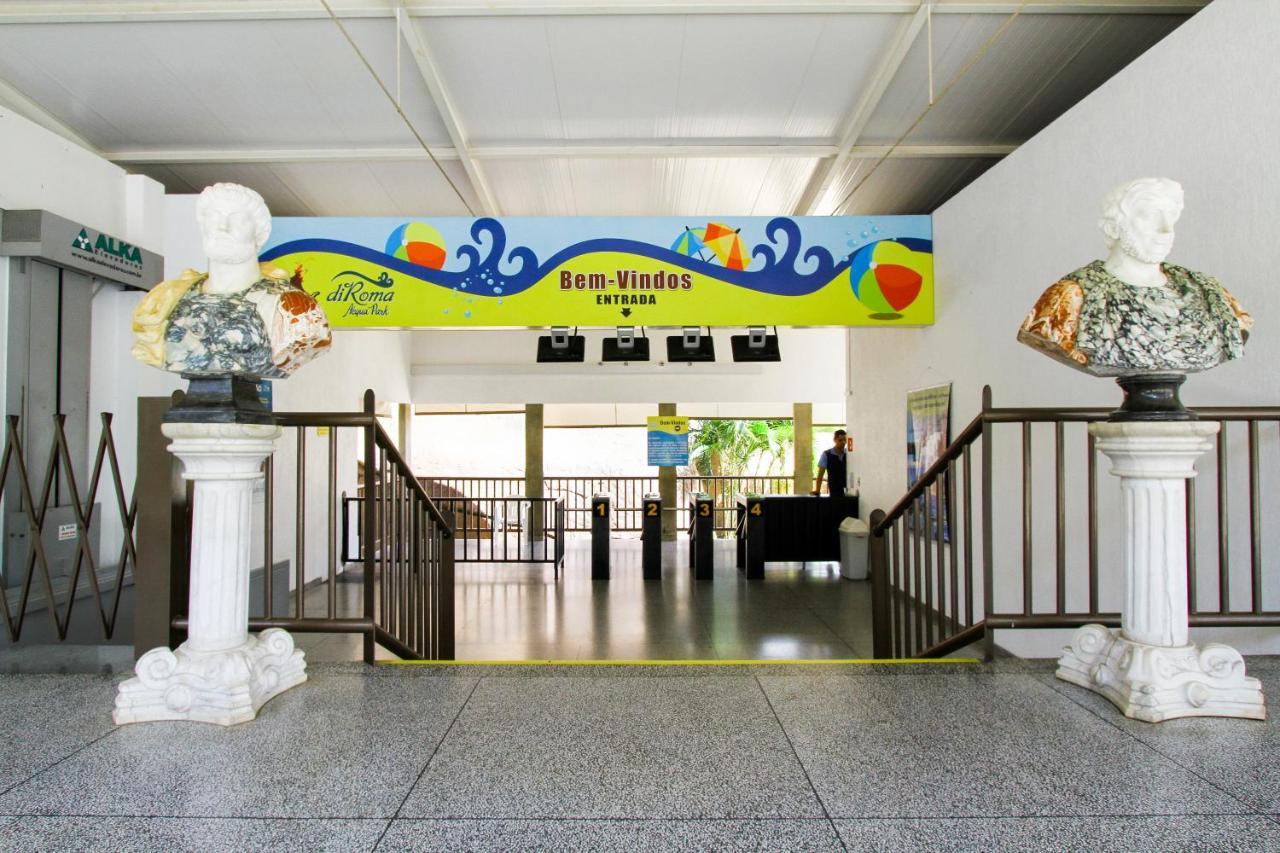 Villas Diroma Com Um Dia No Acqua Park, Splash E Slide Caldas Novas Kültér fotó