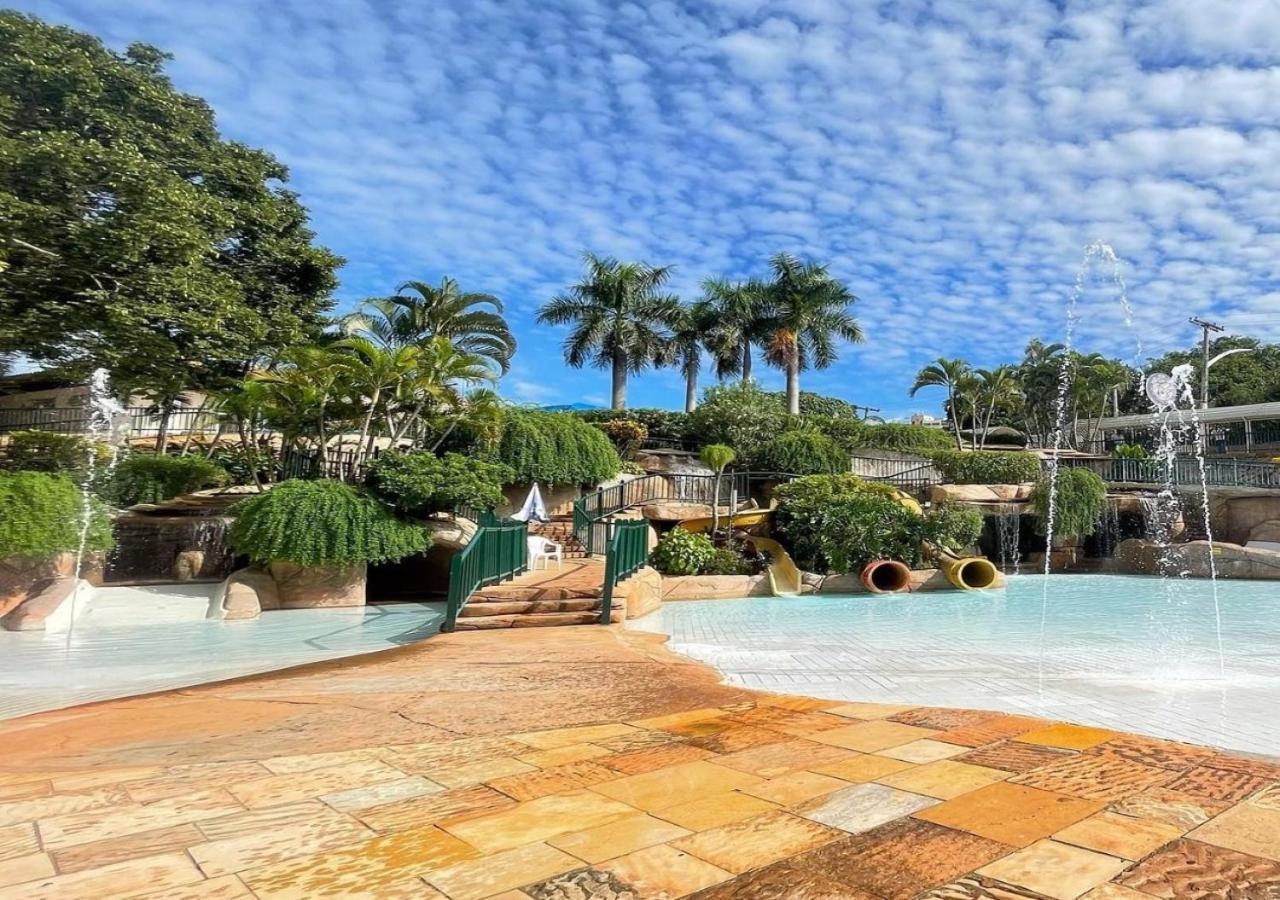 Villas Diroma Com Um Dia No Acqua Park, Splash E Slide Caldas Novas Kültér fotó