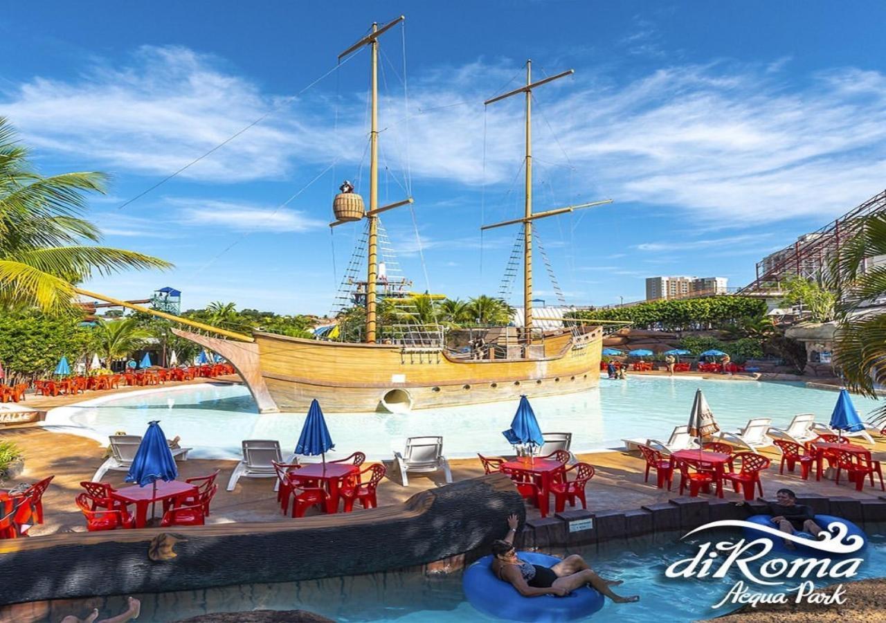 Villas Diroma Com Um Dia No Acqua Park, Splash E Slide Caldas Novas Kültér fotó