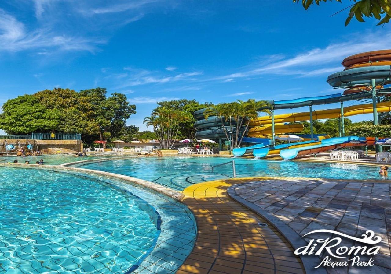 Villas Diroma Com Um Dia No Acqua Park, Splash E Slide Caldas Novas Kültér fotó