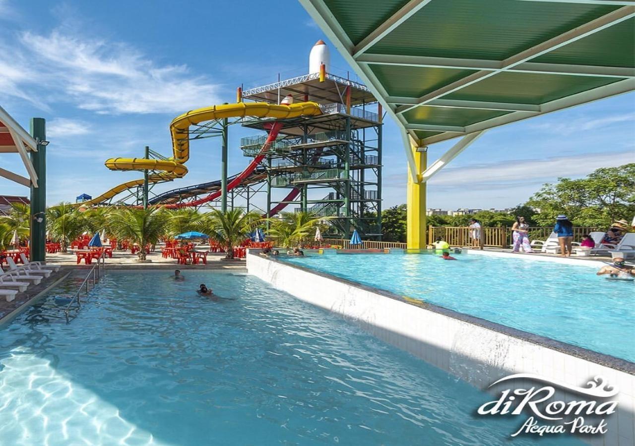 Villas Diroma Com Um Dia No Acqua Park, Splash E Slide Caldas Novas Kültér fotó