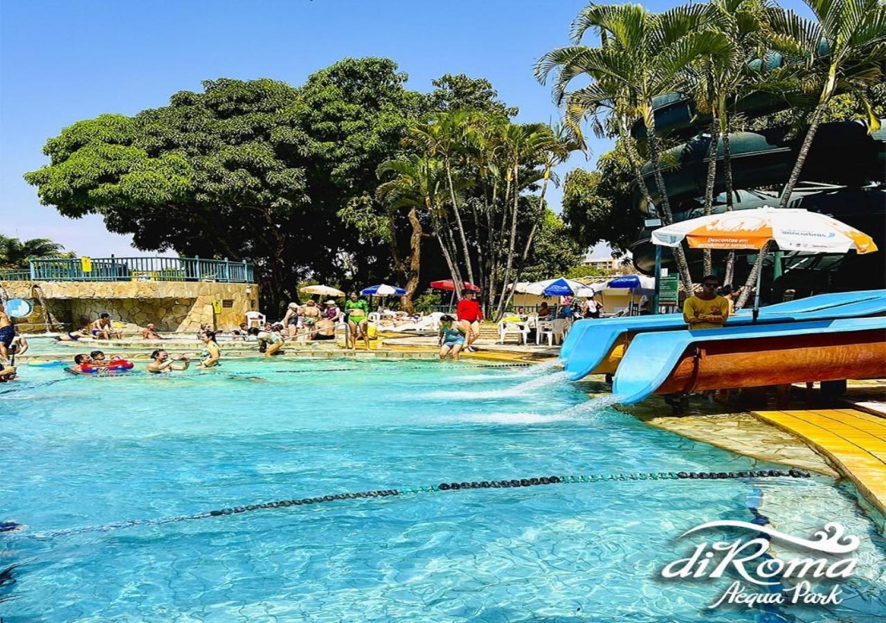 Villas Diroma Com Um Dia No Acqua Park, Splash E Slide Caldas Novas Kültér fotó
